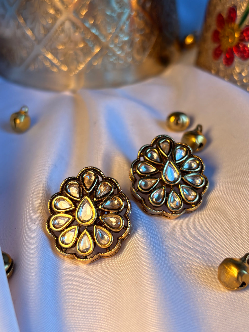 Kundan Stud