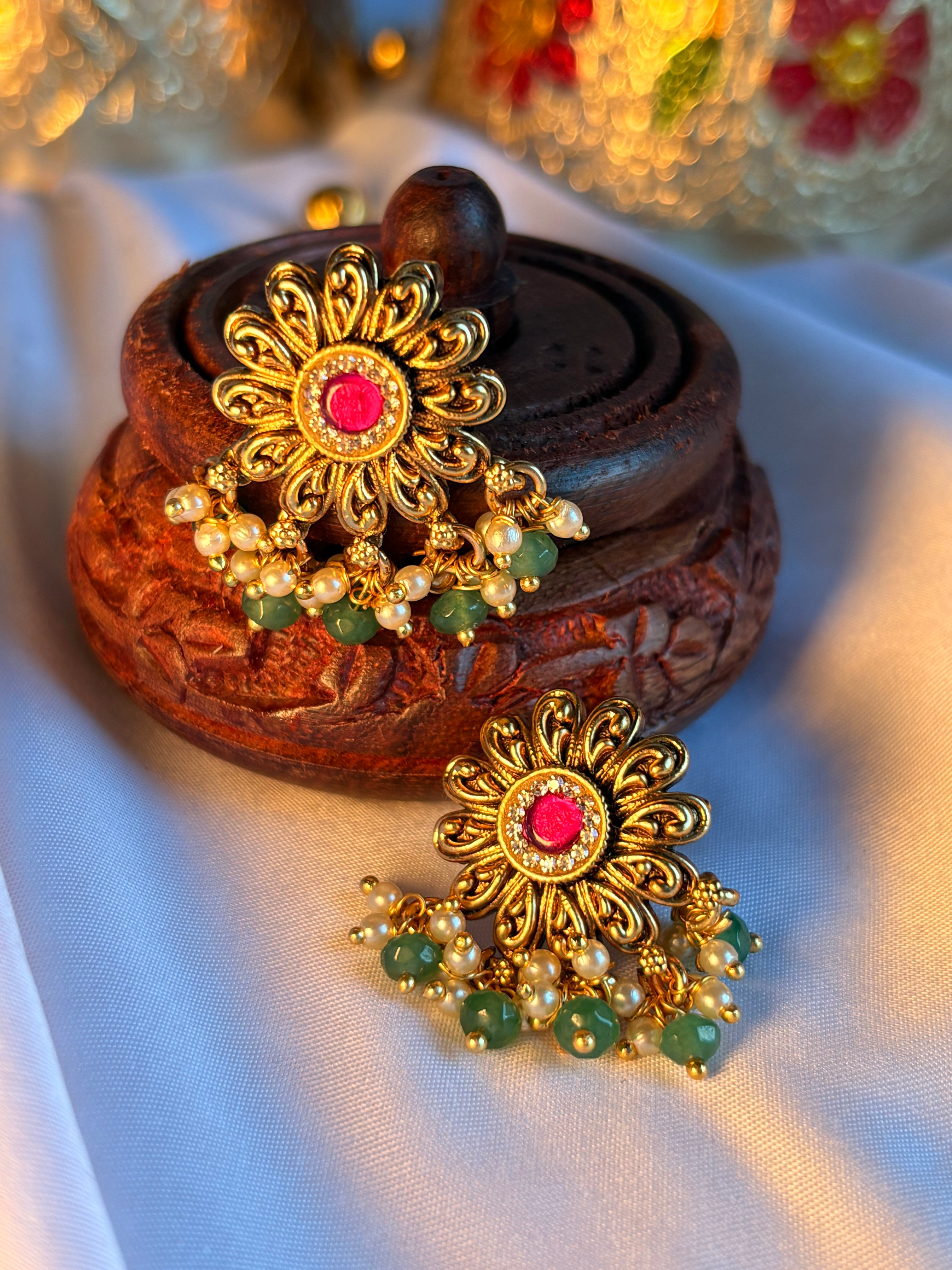 Antique Pink Mint studs